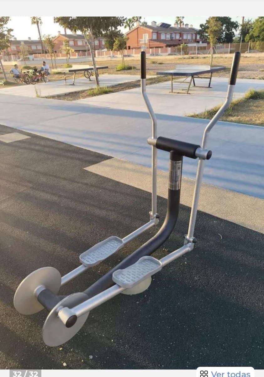 3 makuuhuone Rivitalo myytävänä paikassa La Pobla de Vallbona mukana uima-altaan - 329 000 € (Ref: 9310878)