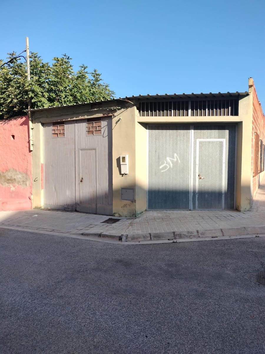 Commercieel te koop in Benaguasil - € 80.000 (Ref: 9341180)