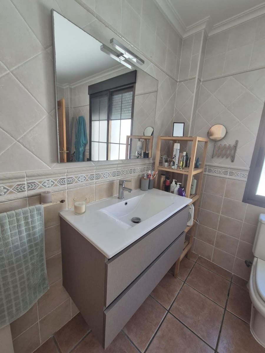 3 bedroom Flat for sale in Lliria - € 189,000 (Ref: 9379010)