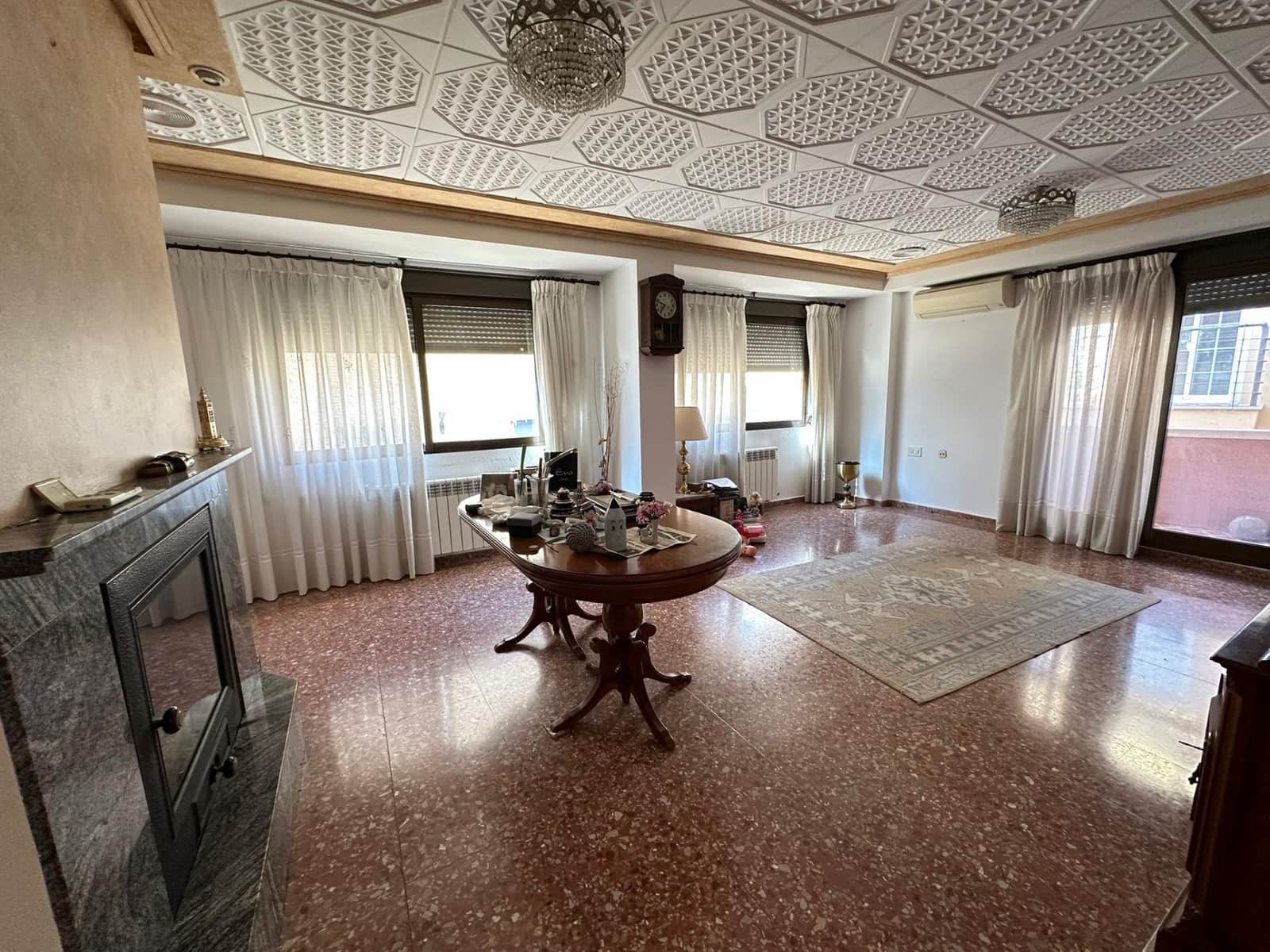 4 slaapkamer Flat te koop in Lliria - € 175.000 (Ref: 9382825)