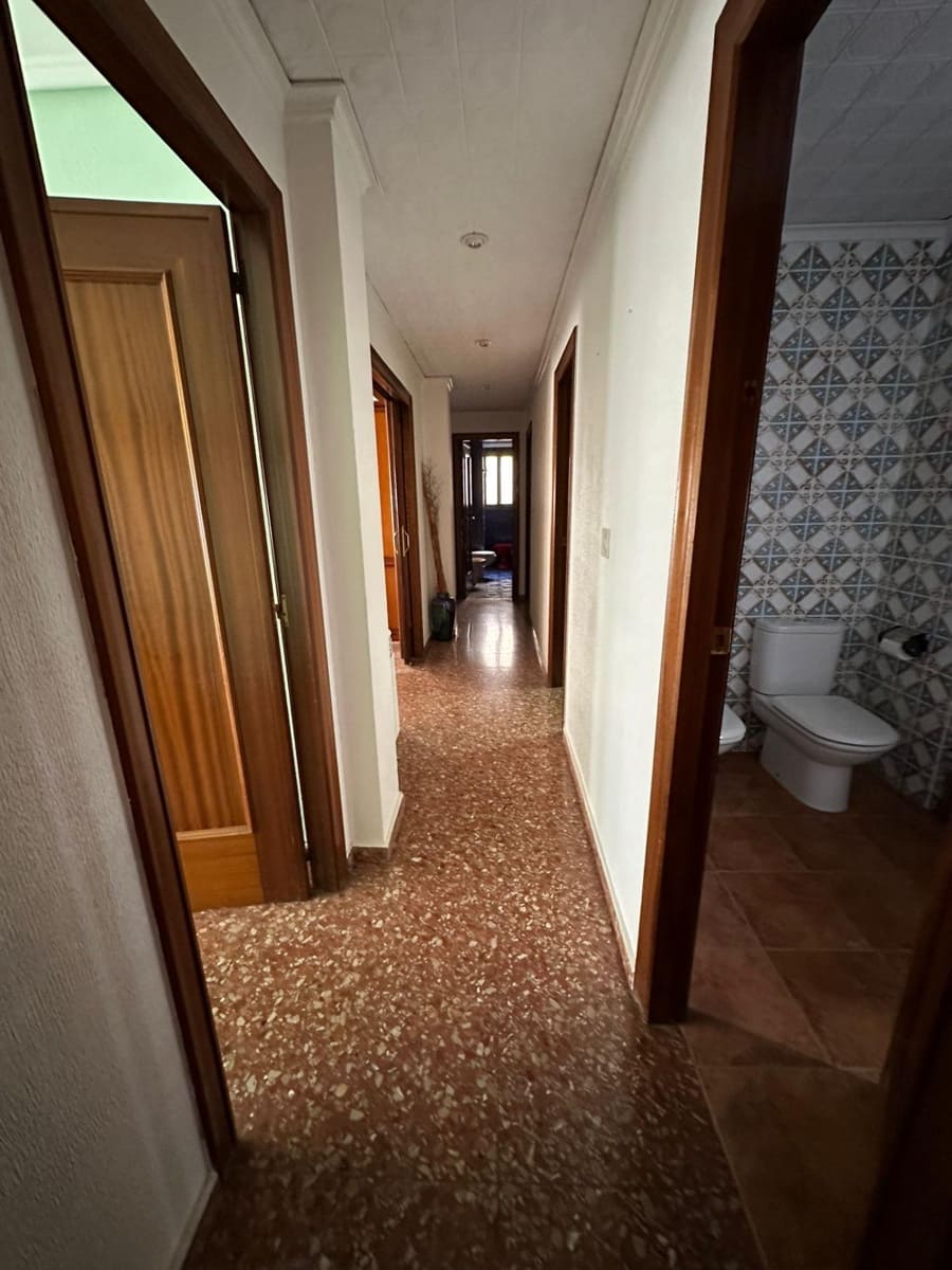 4 slaapkamer Flat te koop in Lliria - € 175.000 (Ref: 9382825)