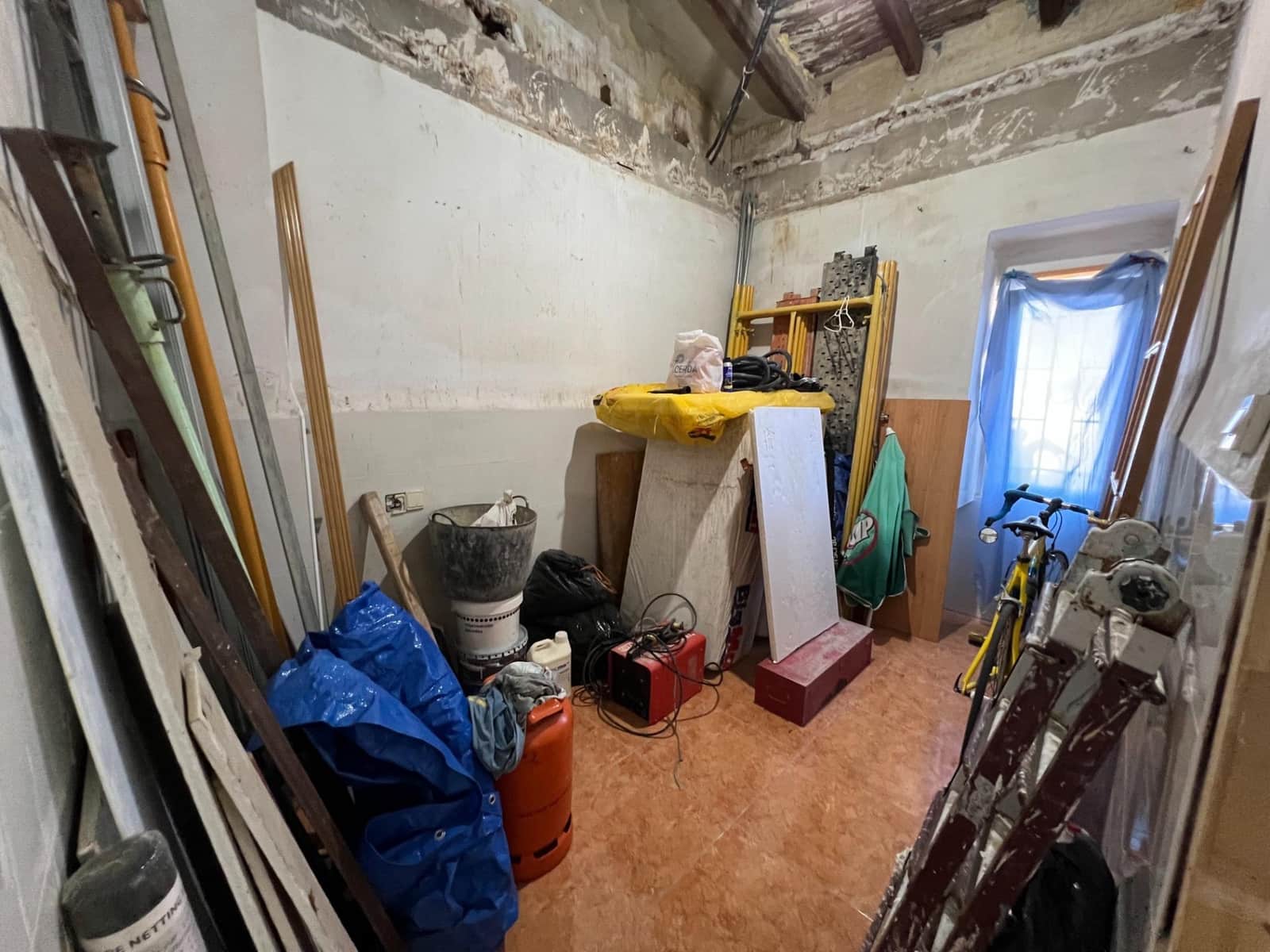 3 soverom Hus til salgs i Lliria - € 73 000 (Ref: 9414081)