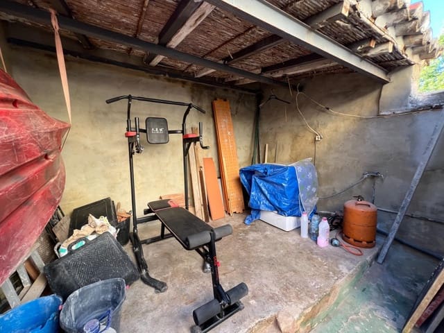 3 bedroom Townhouse for sale in Llíria - € 73,000 (Ref: 9414081)