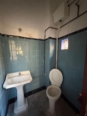 3 bedroom Townhouse for sale in Benaguasil - € 110,000 (Ref: 9436208)