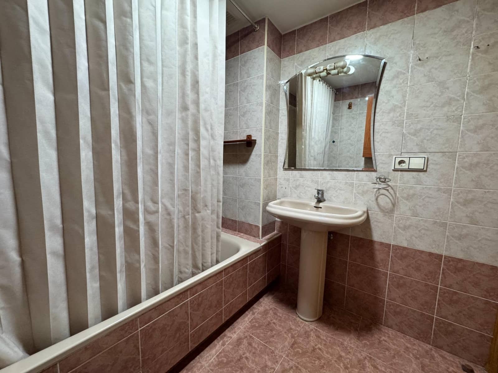 3 chambre Appartement à vendre à Lliria avec garage - 152 990 € (Ref: 9456241)