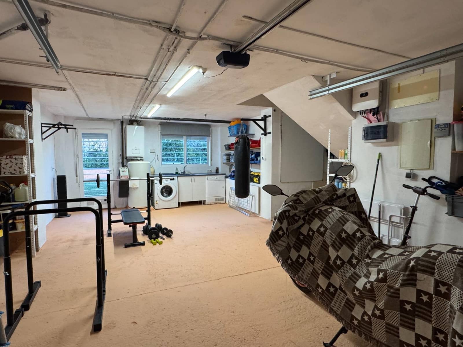 4 sypialnia Willa na sprzedaż w Lliria z basenem garażem - 509 990 € (Ref: 9456242)