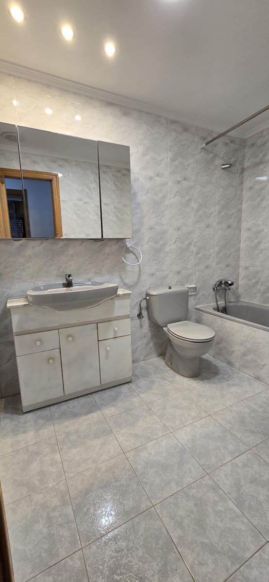 4 quarto Apartamento para venda em Lliria com garagem - 200 000 € (Ref: 9462070)