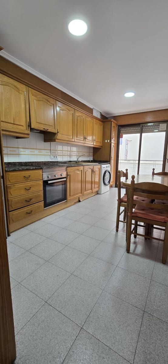 4 quarto Apartamento para venda em Lliria com garagem - 200 000 € (Ref: 9462070)