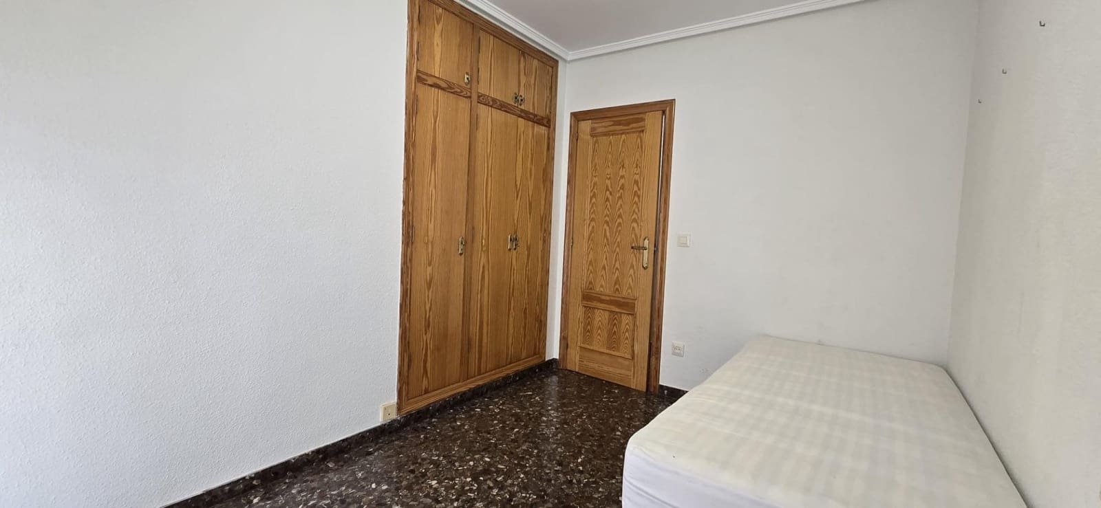4 quarto Apartamento para venda em Lliria com garagem - 200 000 € (Ref: 9462070)