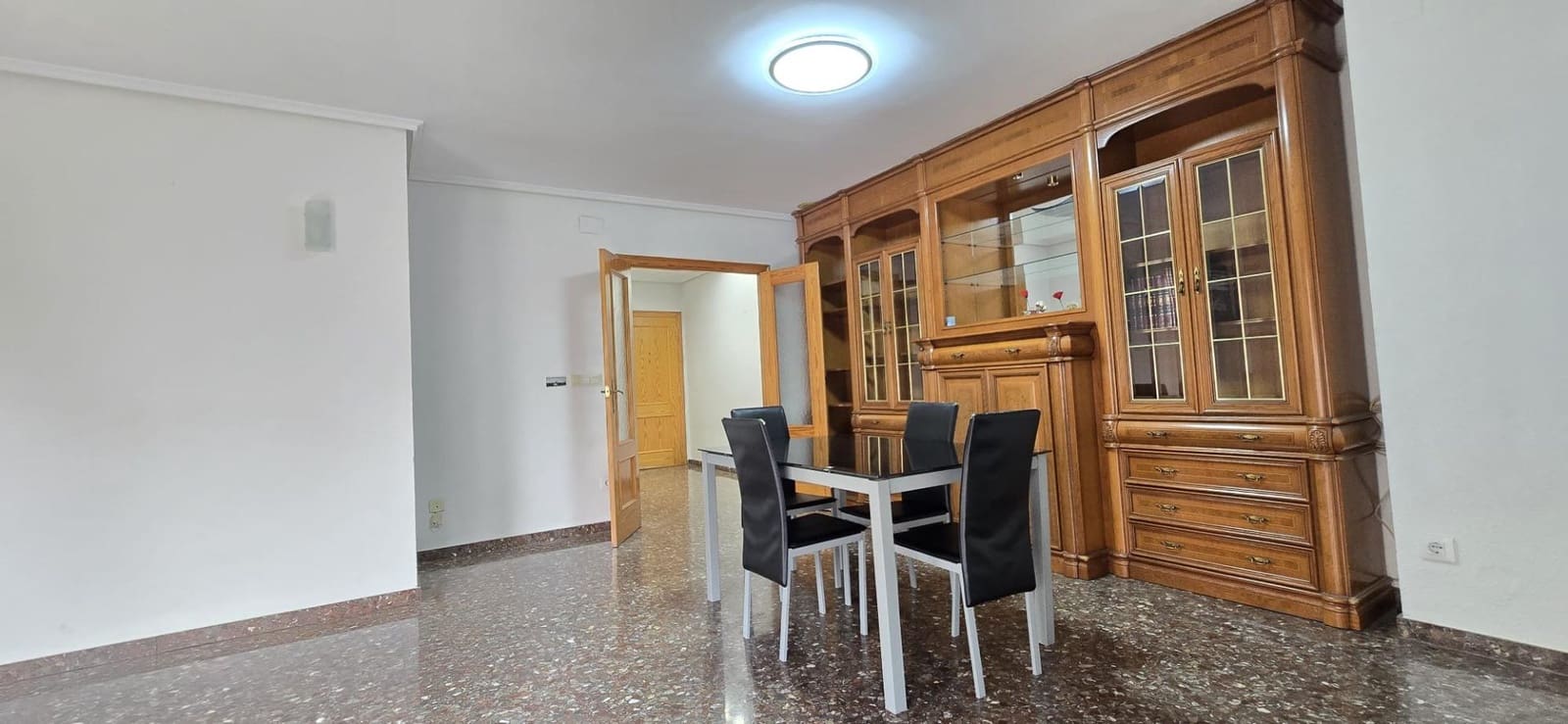 4 quarto Apartamento para venda em Lliria com garagem - 200 000 € (Ref: 9462070)