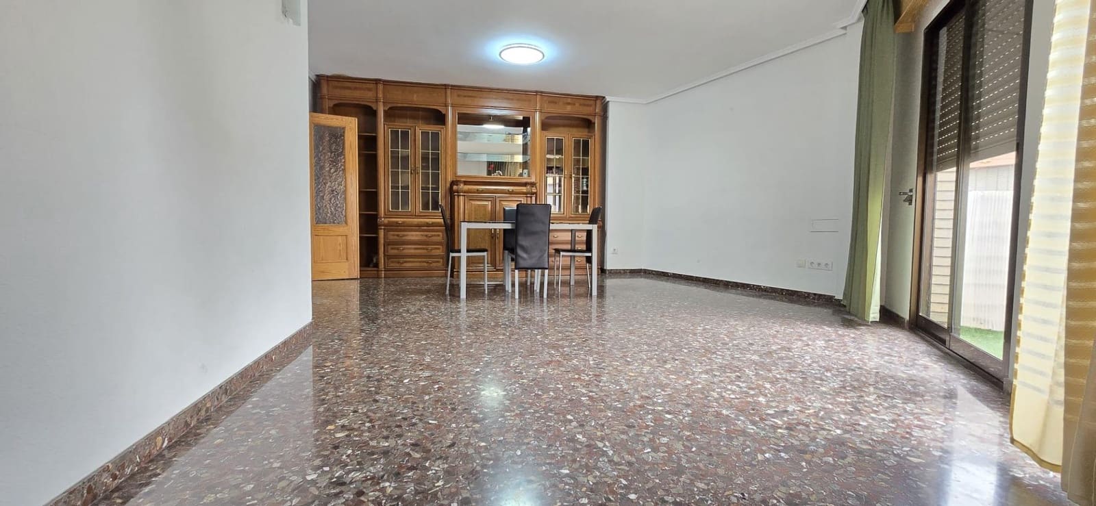 4 quarto Apartamento para venda em Lliria com garagem - 200 000 € (Ref: 9462070)