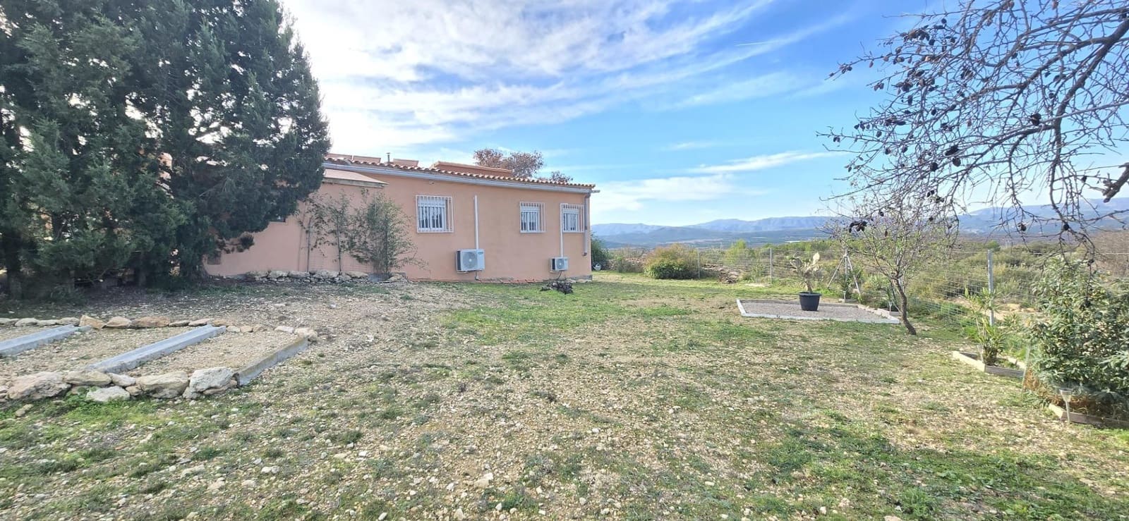 4 sovrum Villa till salu i Casinos - 139 900 € (Ref: 9462071)