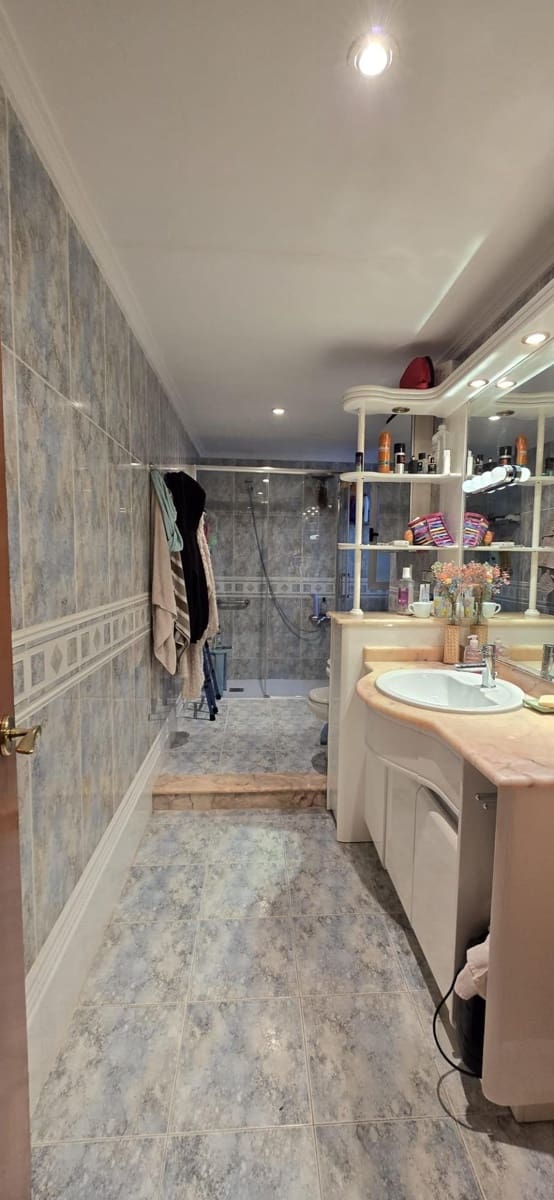 4 Zimmer Wohnung zu verkaufen in Lliria - 195.000 € (Ref: 9468471)