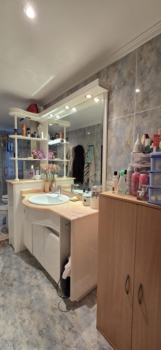 4 Zimmer Wohnung zu verkaufen in Lliria - 195.000 € (Ref: 9468471)