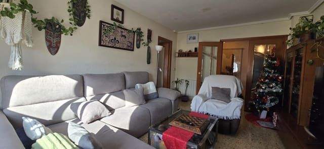 4 Zimmer Wohnung zu verkaufen in Llíria - 195.000 € (Ref: 9468471)