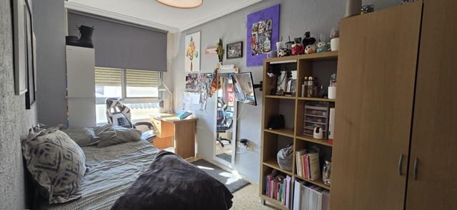4 Zimmer Wohnung zu verkaufen in Llíria - 195.000 € (Ref: 9468471)