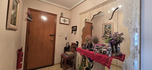 4 Zimmer Wohnung zu verkaufen in Llíria - 195.000 € (Ref: 9468471)