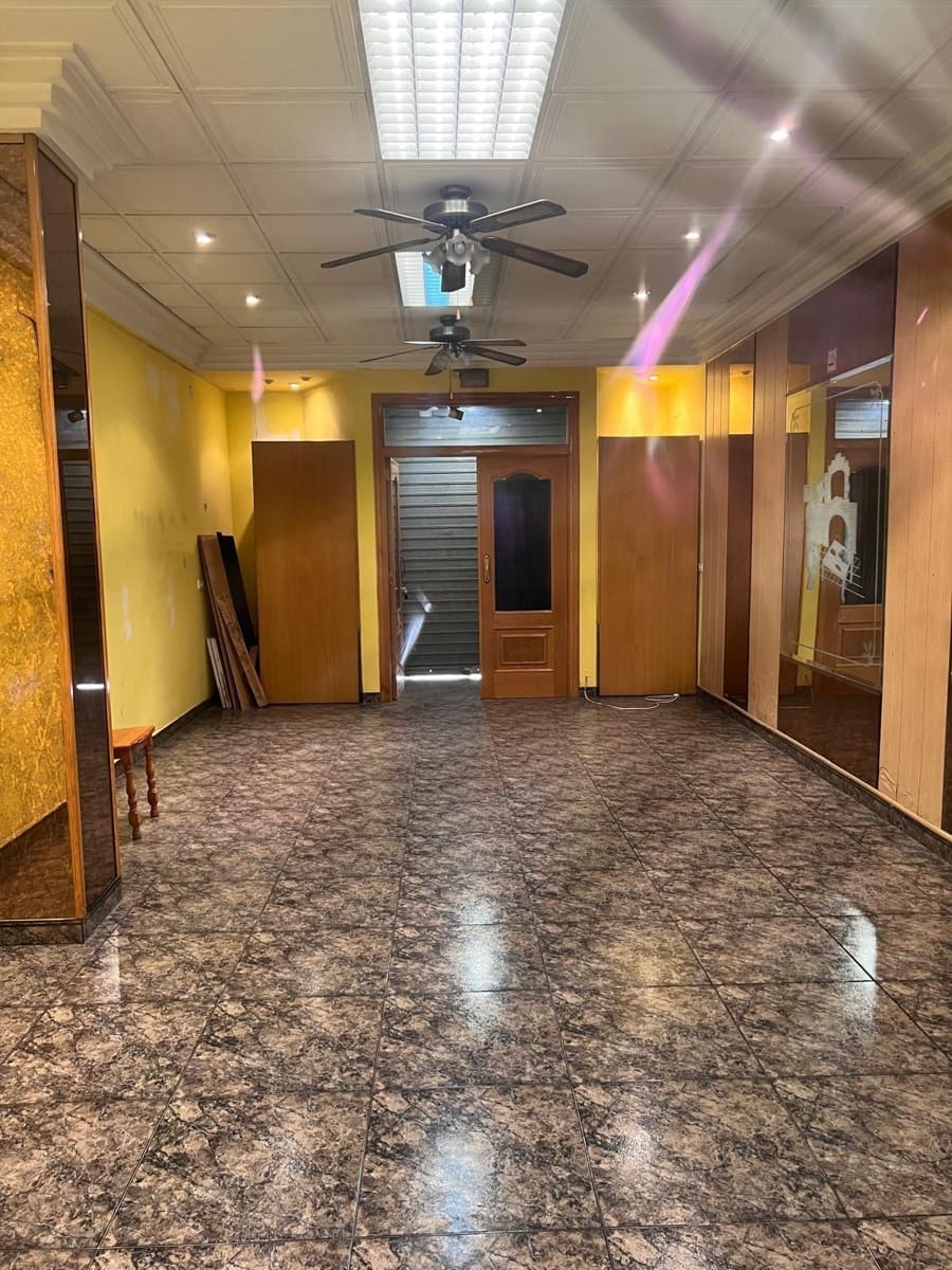 Erhverv til salg i Lliria - € 140.000 (Ref: 9491306)