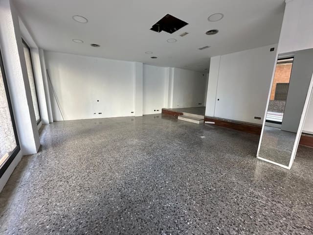 Commerciale da affittare in Llíria - 700 € (Rif: 9518889)