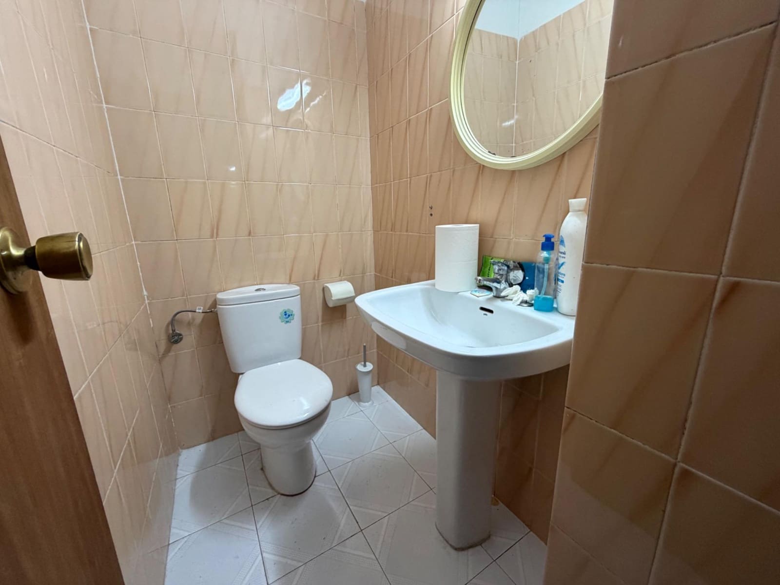 1 soveværelse Erhverv til salg i Vilamarxant / Villamarchante - € 95.000 (Ref: 9551471)