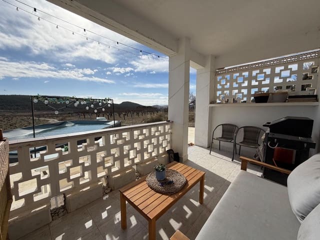 3 slaapkamer Villa te koop in Villar del Arzobispo - € 90.000 (Ref: 9561776)