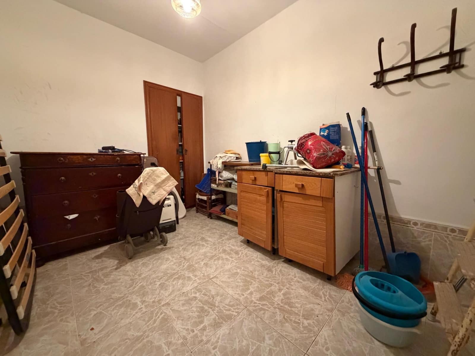 6 quarto Casa em Banda para venda em Lliria - 168 000 € (Ref: 9561780)