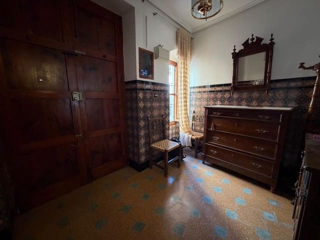 6 sovrum Hus till salu i Llíria - 168 000 € (Ref: 9561780)