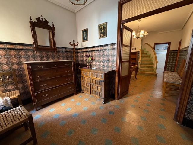 6 sovrum Hus till salu i Llíria - 168 000 € (Ref: 9561780)