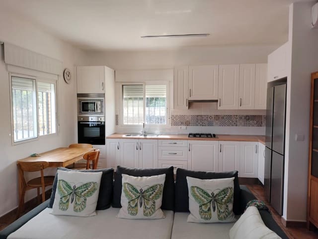 3 soveværelse Villa til salg i Pedralba med swimmingpool - € 170.000 (Ref: 9565231)