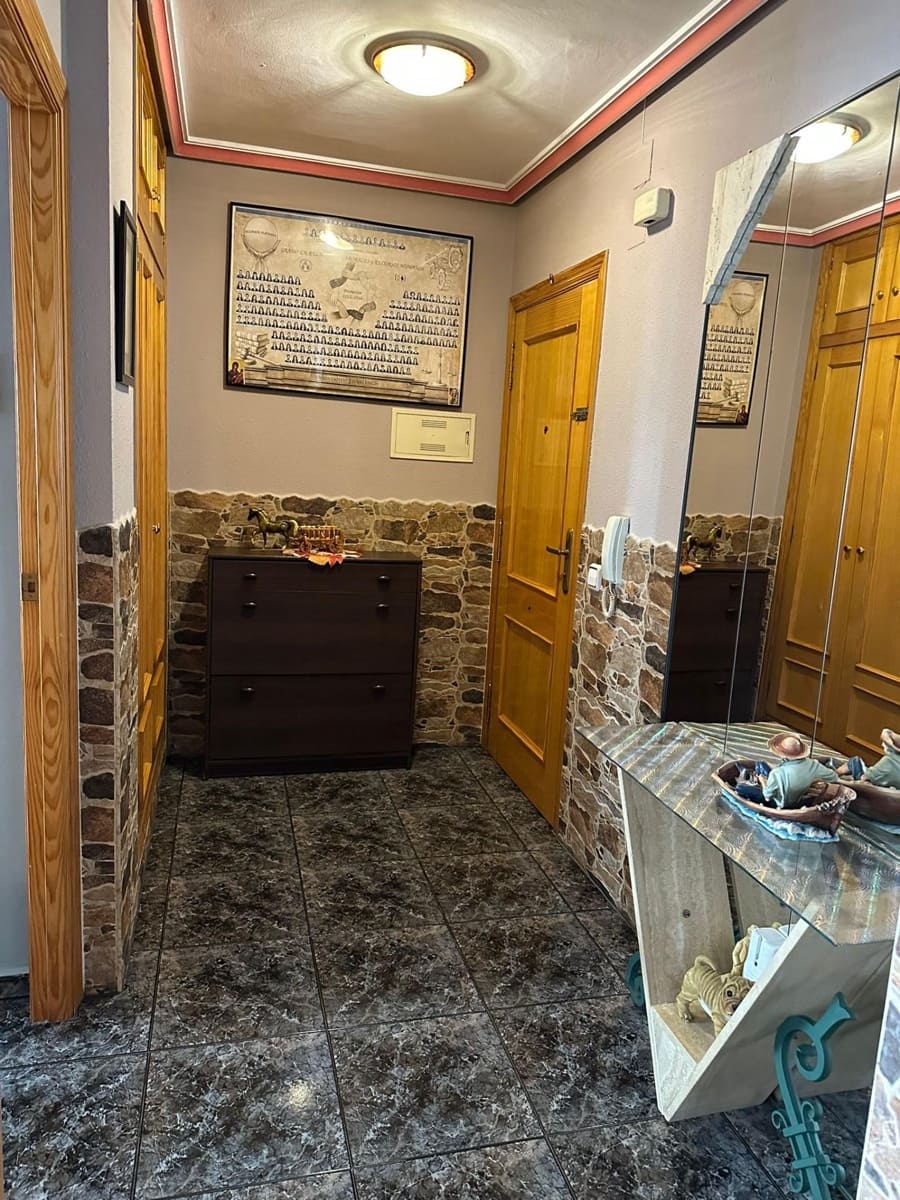 3 camera da letto Appartamento in vendita in Lliria con garage - 210.000 € (Rif: 9565232)