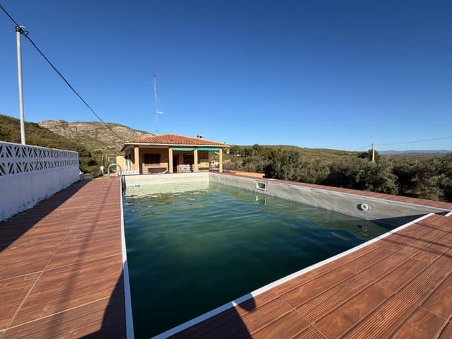 4 soveværelse Villa til salg i Pedralba med swimmingpool - € 160.000 (Ref: 9582928)