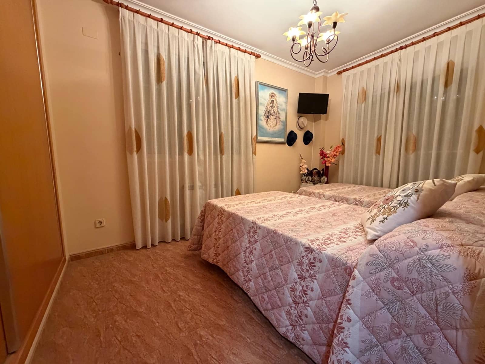 5 quarto Casa em Banda para venda em Vilamarxant / Villamarchante com garagem - 265 000 € (Ref: 9586489)
