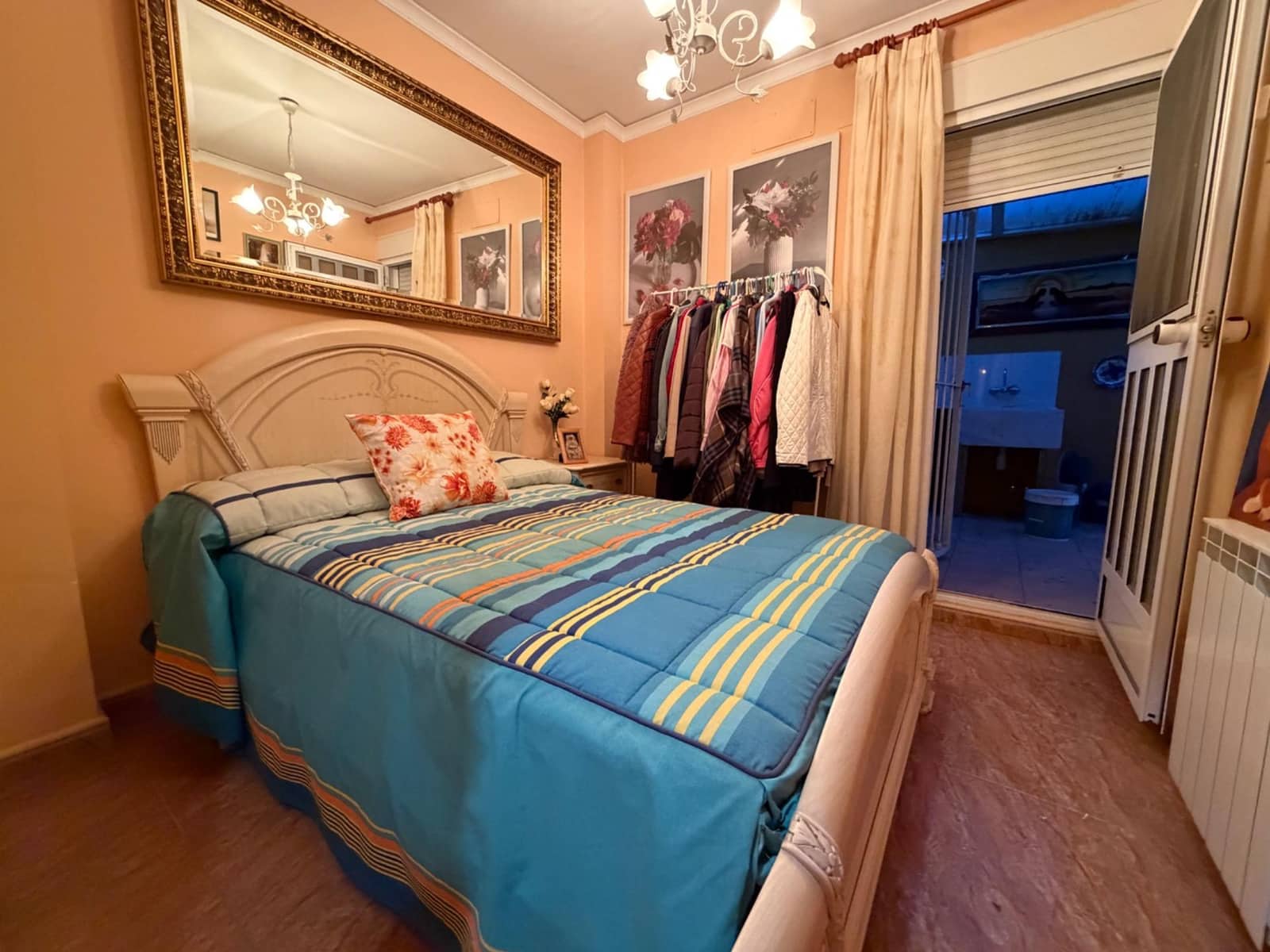 5 quarto Casa em Banda para venda em Vilamarxant / Villamarchante com garagem - 265 000 € (Ref: 9586489)