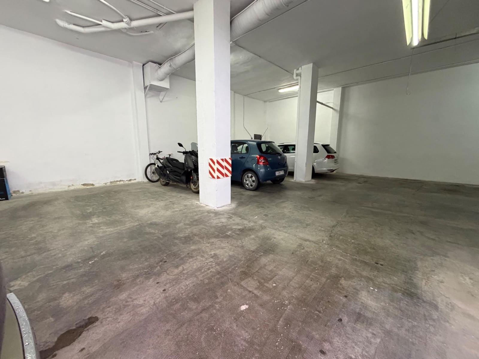 Commercieel te huur in Lliria - € 1.200 (Ref: 9599519)