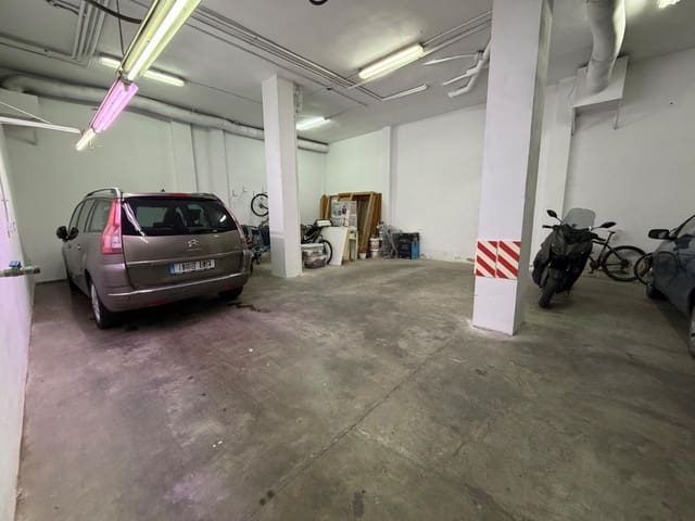 Commercieel te huur in Llíria - € 1.200 (Ref: 9599519)