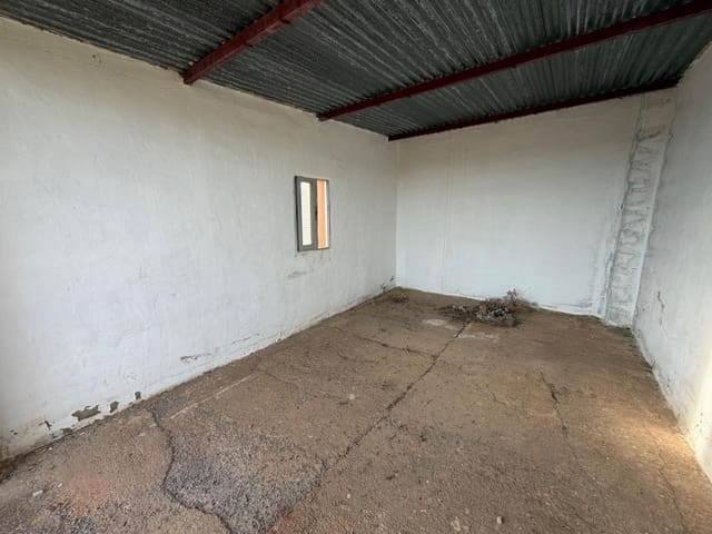 2 sovrum Villa till salu i Alcublas med garage - 49 500 € (Ref: 9611518)