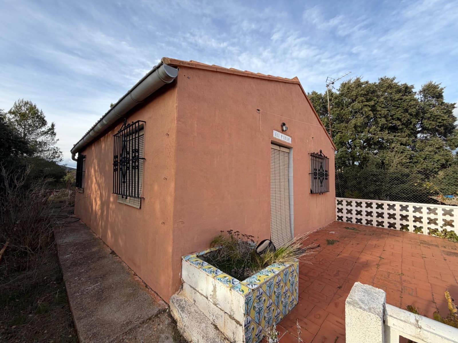 2 sovrum Villa till salu i Alcublas med garage - 49 500 € (Ref: 9611518)