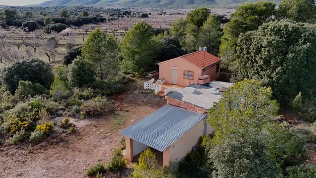 2 sovrum Villa till salu i Alcublas med garage - 49 500 € (Ref: 9611518)