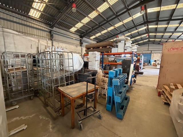 Företag till salu i Llíria - 480 000 € (Ref: 9611519)