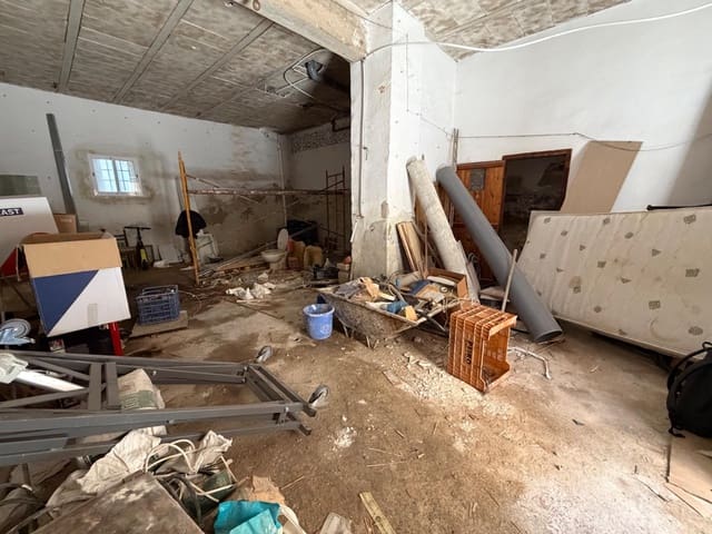 3 slaapkamer Huis te koop in Llíria - € 120.000 (Ref: 9619216)