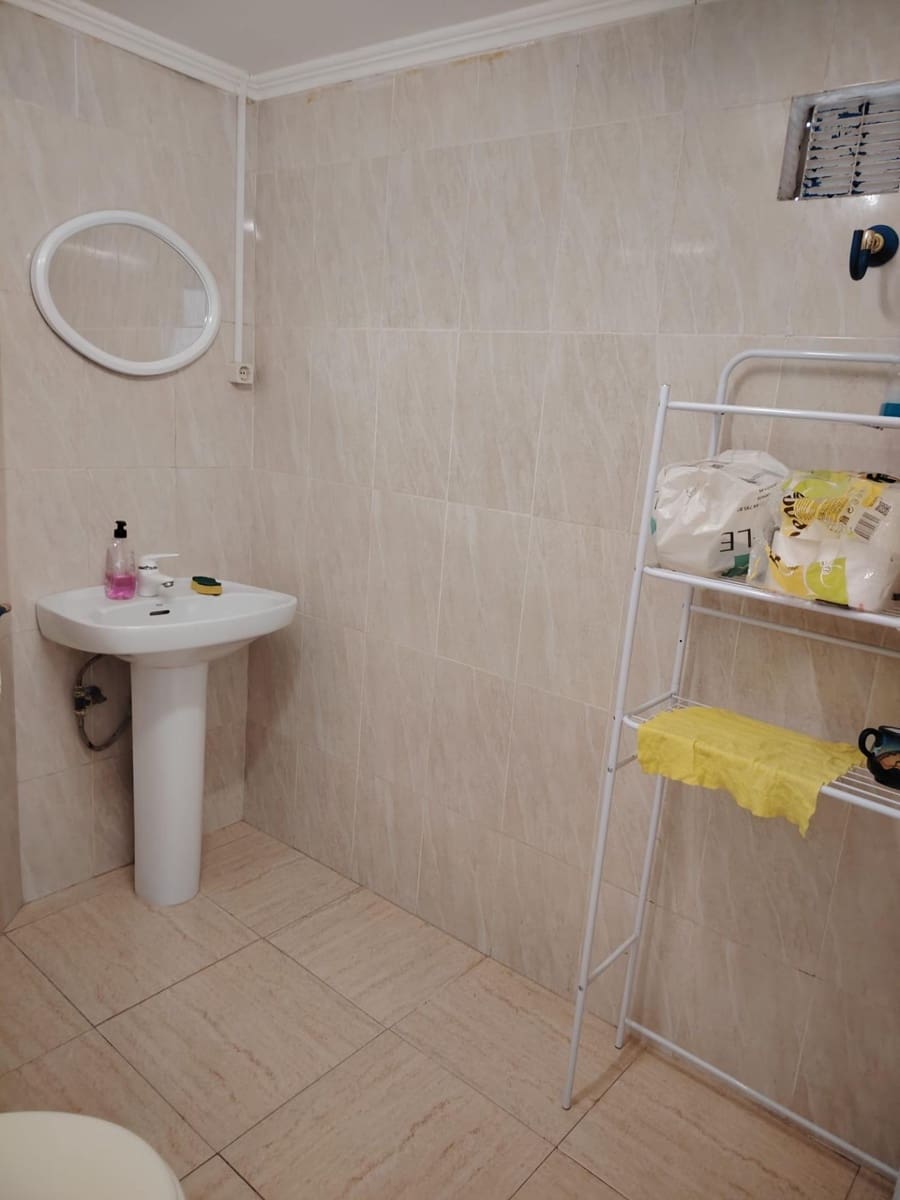 1 slaapkamer Commercieel te koop in Lliria - € 90.000 (Ref: 9629952)