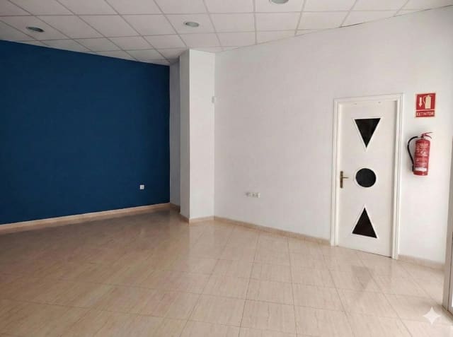 1 slaapkamer Commercieel te koop in Llíria - € 90.000 (Ref: 9629952)