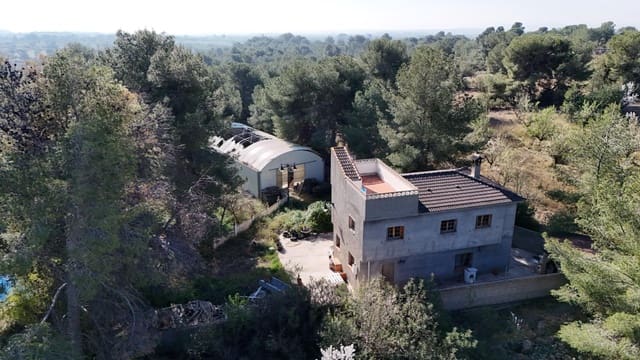 5 sovrum Villa till salu i Llíria med pool - 178 000 € (Ref: 9637544)