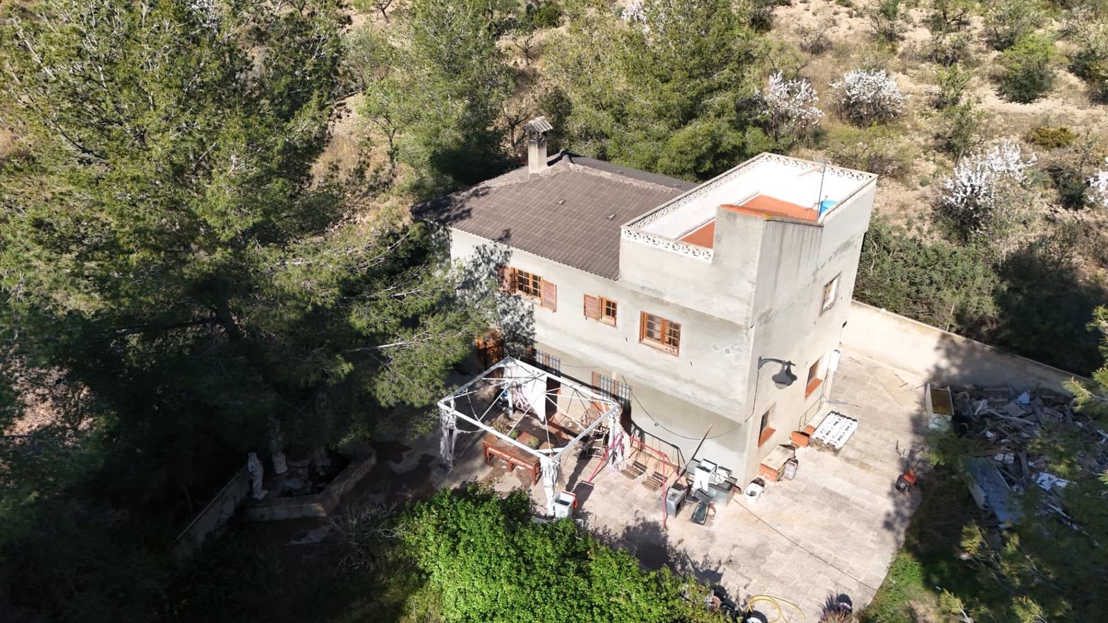 5 sovrum Villa till salu i Lliria med pool - 178 000 € (Ref: 9637544)