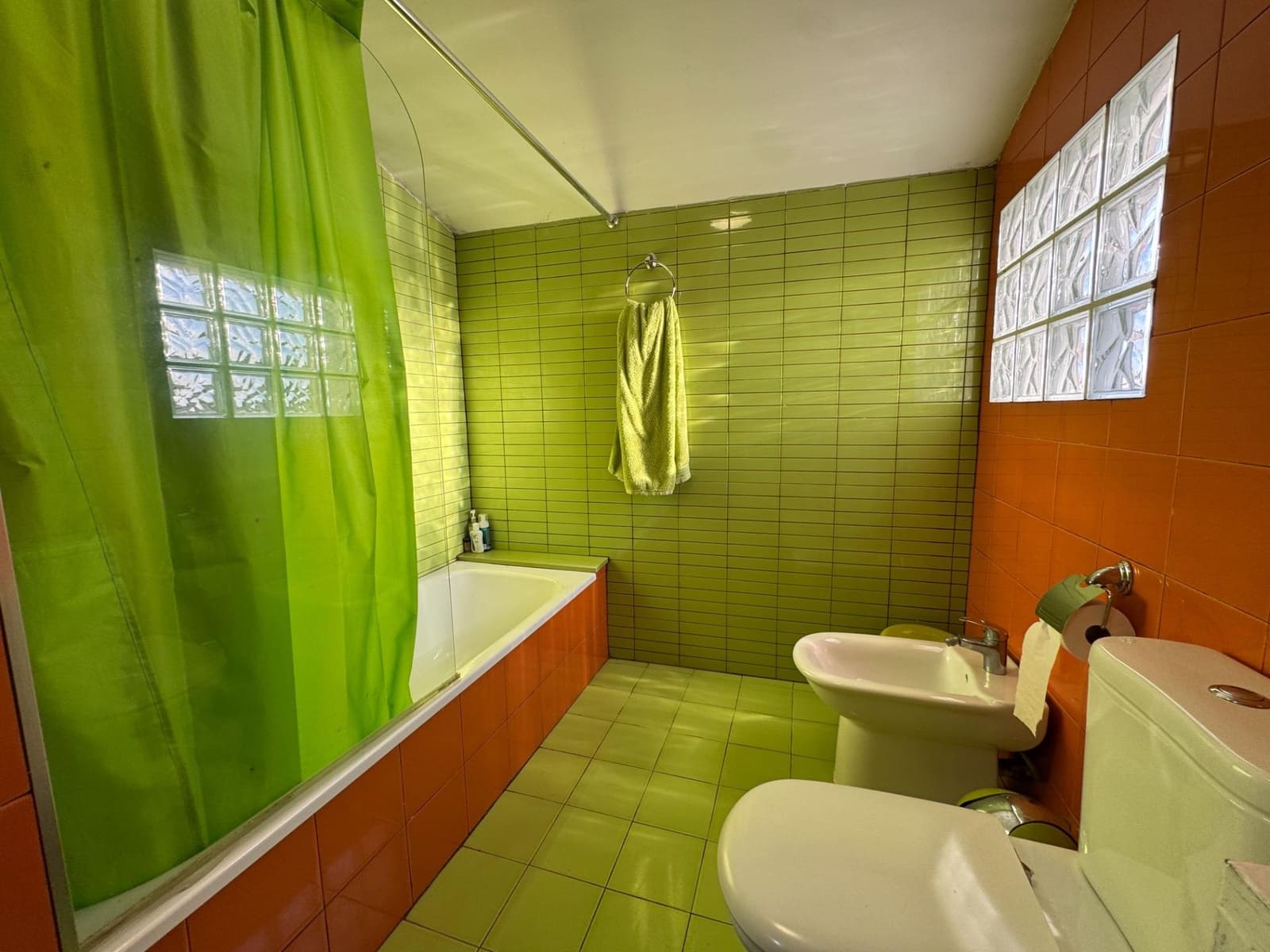 4 slaapkamer Villa te koop in Lliria met zwembad garage - € 469.990 (Ref: 9645005)