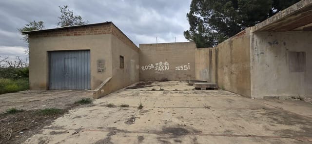 Grunde uden byggetilladelser til salg i Llíria - € 149.000 (Ref: 9651943)