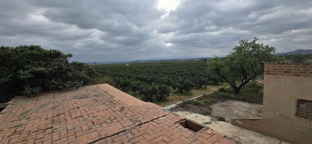 Grunde uden byggetilladelser til salg i Llíria - € 149.000 (Ref: 9651943)