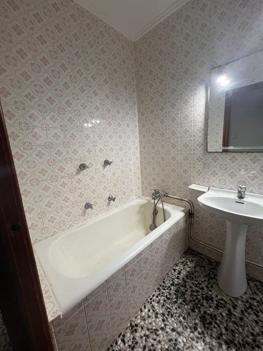 Piso de 3 habitaciones en Llíria en venta - 110.000 € (Ref: 9659419)