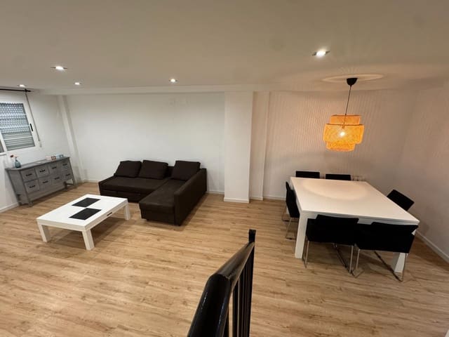 3 soveværelse Semi-Rækkehus til salg i Vilamarxant / Villamarchante med swimmingpool garage - € 298.000 (Ref: 9659421)