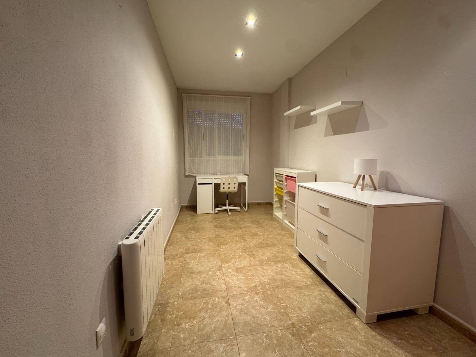 3 soveværelse Semi-Rækkehus til salg i Vilamarxant / Villamarchante med swimmingpool garage - € 298.000 (Ref: 9659421)